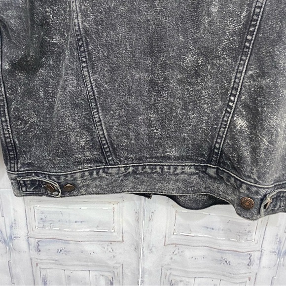 Levis Medium Trucker Jacket Denim Cotton Button Black Stonewash Retro Oversized - Picture 6 of 16